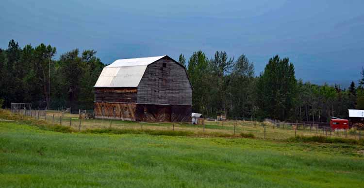 barn
